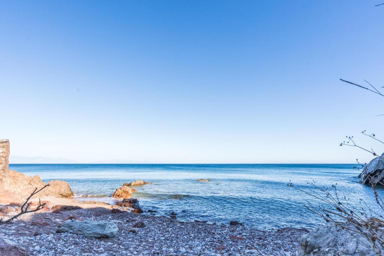 Seafront Studio With Direct Beach Access Koroni  Exterior photo